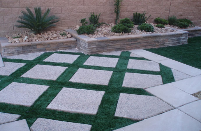custom pools and spas by greencare.net